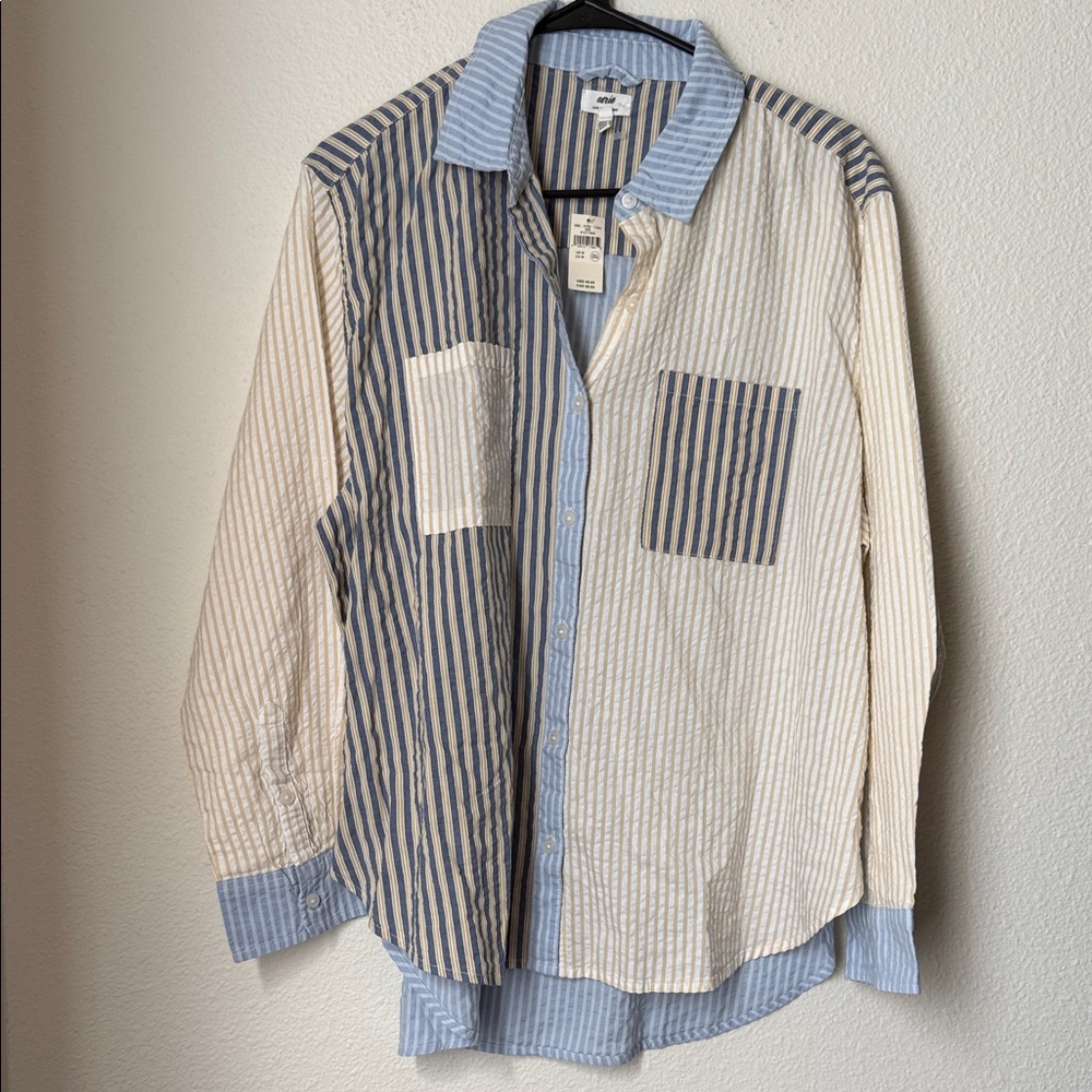 Aerie Off Duty Seersucker Button Down